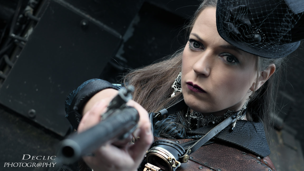 Steampunk Gun Lady